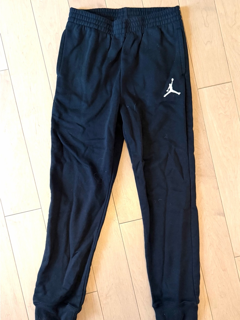 Kids XL Nike Jordan black sweatpants